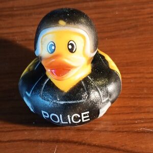 185. POLICE RUBBER DUCKY